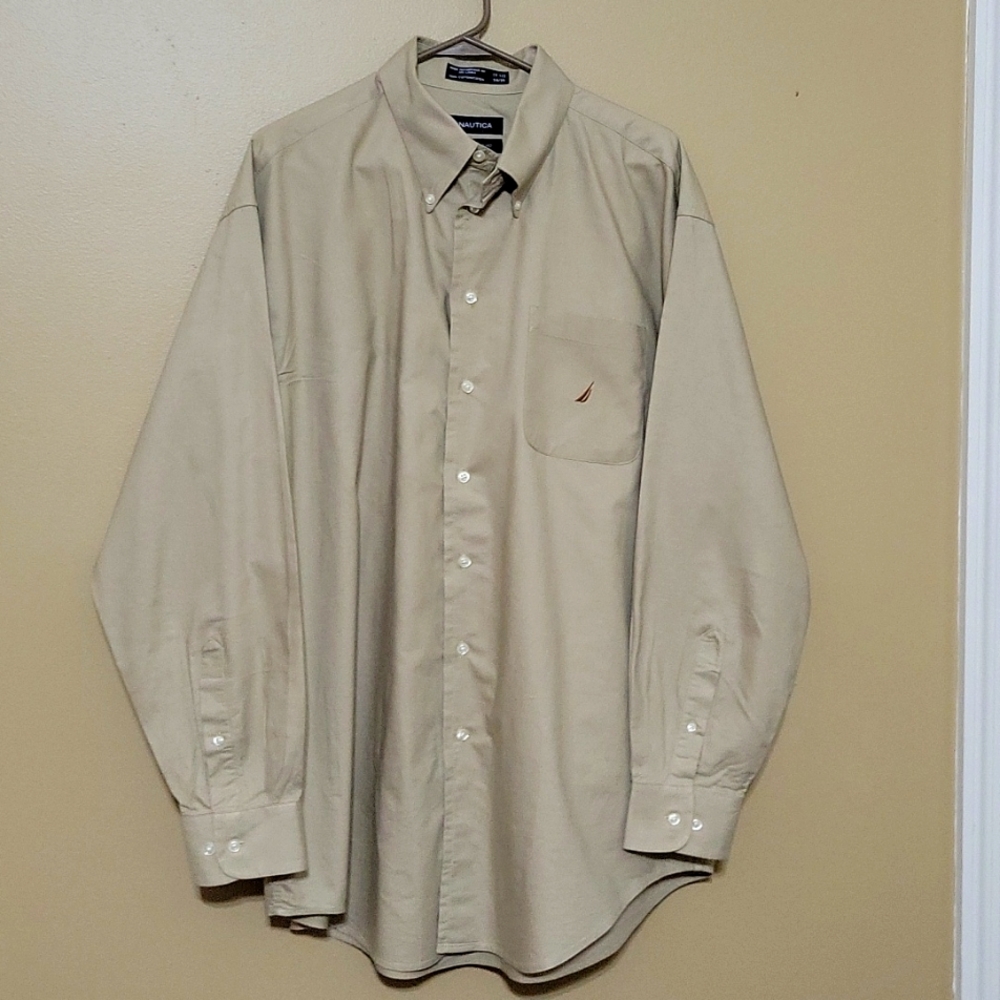 Nautica Mens long sleeve dress shirt, 17 1/2 neck, 27 in pit/pit, tan in color